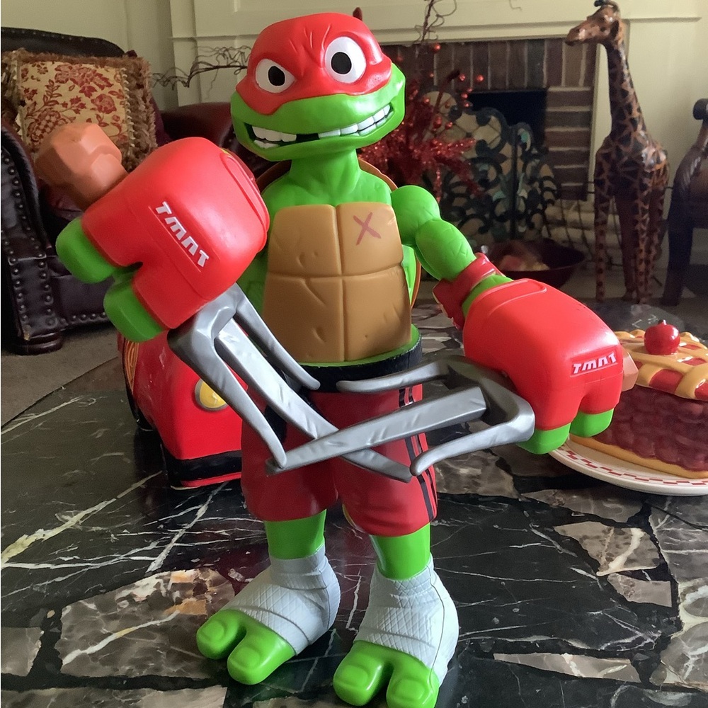 Large roll n punch teenage mutant ninja turtle action figure Raphael 12 inch